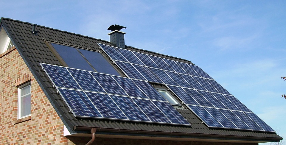 Tájékoztató háztartási méretű napelemes erőművek által termel villamos energia elszámolásáról az E.ON területén